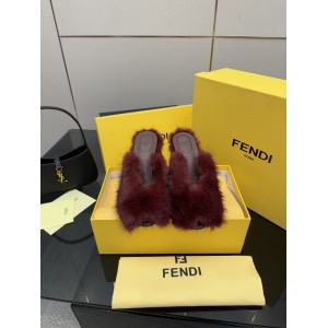 251022-1 Fendi_251022-1 Fendi high-heeled retro fish mouth slippers, fluffy lazy slippers