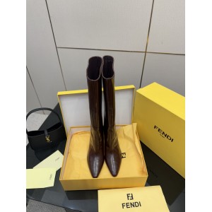 251022-3 Fendi_251022-3 Fendi Bow Heel Metal Vertical Bar Decorative High Heel Long Boots